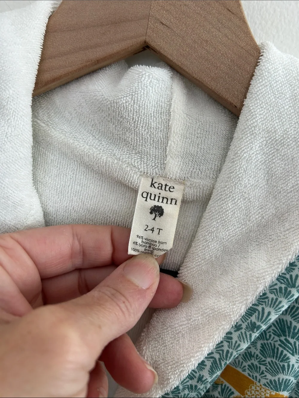 Kate Quinn Koi Fish Hooded Robe in Teal and White Size 2T 3T 4T
